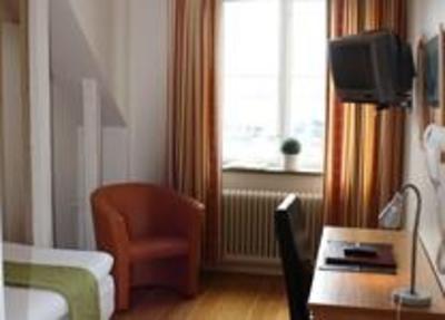 фото отеля Hamnhotellet Kronan