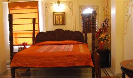фото отеля Hotel Gulab Garh