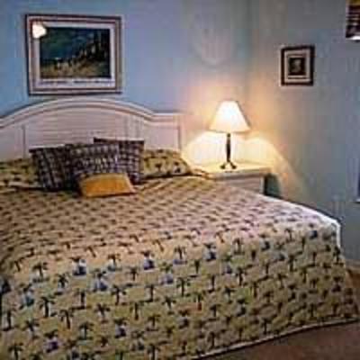 фото отеля ResortQuest Vacation Rentals Grand Caribbean Destin