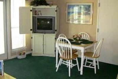 фото отеля ResortQuest Vacation Rentals Grand Caribbean Destin