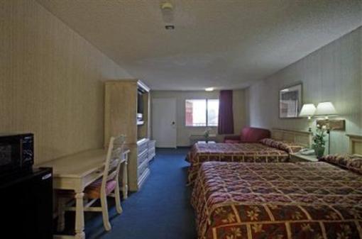 фото отеля Americas Best Value Inn Hemet