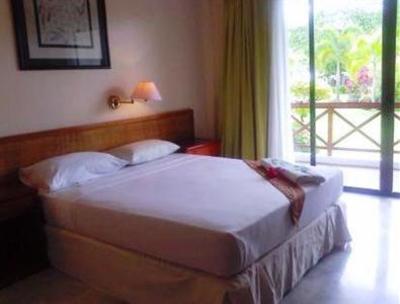 фото отеля Borneo Paradise Beach Hotel
