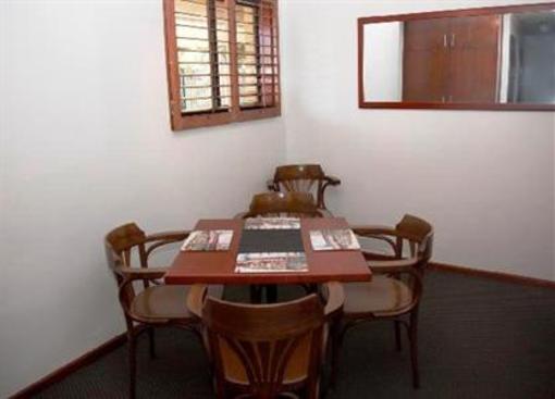 фото отеля Central Serviced Apartments