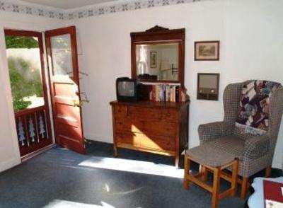 фото отеля Piety Hill Inn