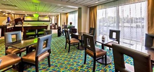 фото отеля Holiday Inn Express Chillicothe East