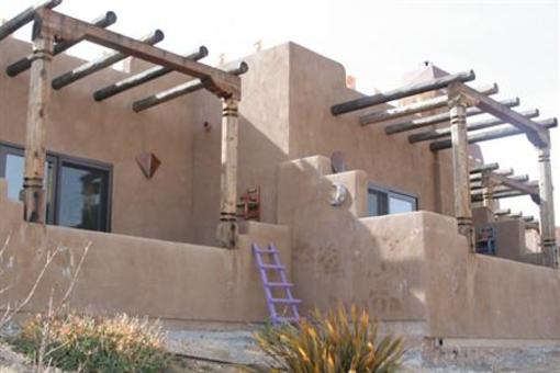 фото отеля Wild Coyote Winery - Bed & Breakfast