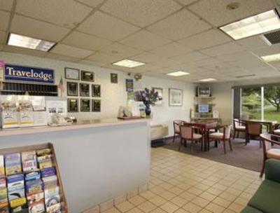 фото отеля Travelodge Boston Natick