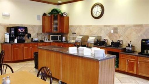 фото отеля AmericInn Lodge & Suites Aberdeen _ Event Center