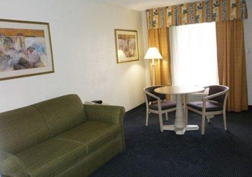 фото отеля Quality Inn & Suites Clearwater