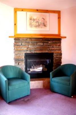 фото отеля Colonial Fireside Inn