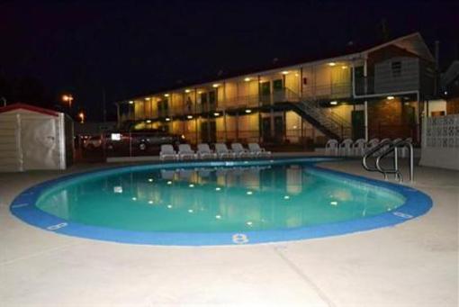 фото отеля Kings Inn Albertville