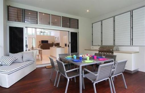 фото отеля Bramston Beach House Cairns