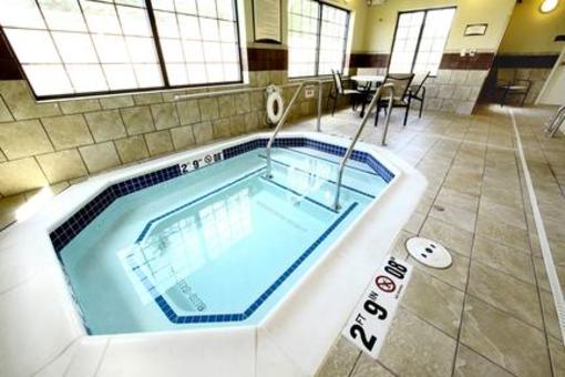 фото отеля Staybridge Suites Minot