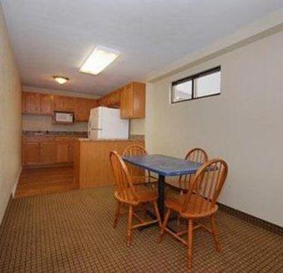 фото отеля Quality Inn South Clarksville