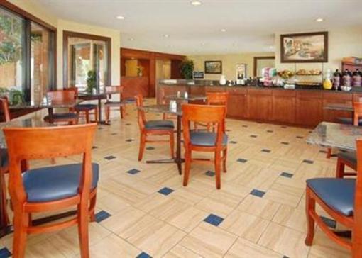 фото отеля Comfort Inn Marshall