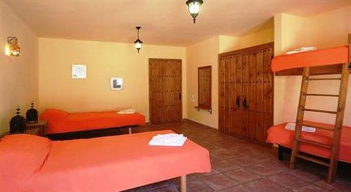 фото отеля Las Piedras Guesthouse Alcaucin