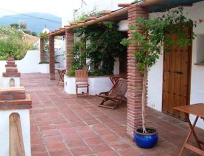 фото отеля Las Piedras Guesthouse Alcaucin