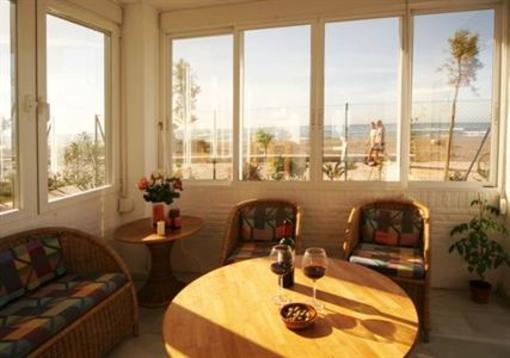 фото отеля Las Piedras Guesthouse Alcaucin