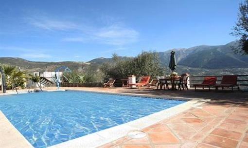 фото отеля Las Piedras Guesthouse Alcaucin