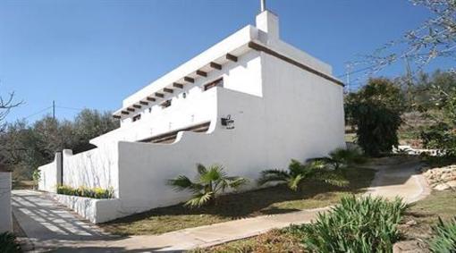 фото отеля Las Piedras Guesthouse Alcaucin