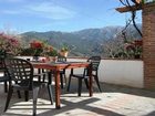 фото отеля Las Piedras Guesthouse Alcaucin