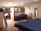 фото отеля Las Piedras Guesthouse Alcaucin