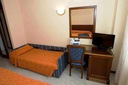 фото отеля Fidenza Hotel