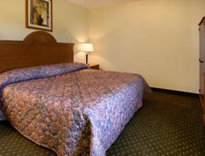 фото отеля Baymont Inn & Suites Tillman's Corner Mobile
