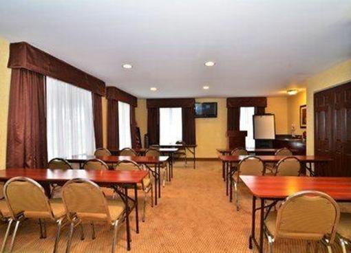 фото отеля Quality Inn Aurora (Illinois)