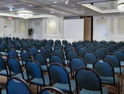 фото отеля Columbia-Days Inn Conference Center