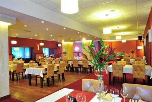 фото отеля Hotel i Restauracja Zloty Las