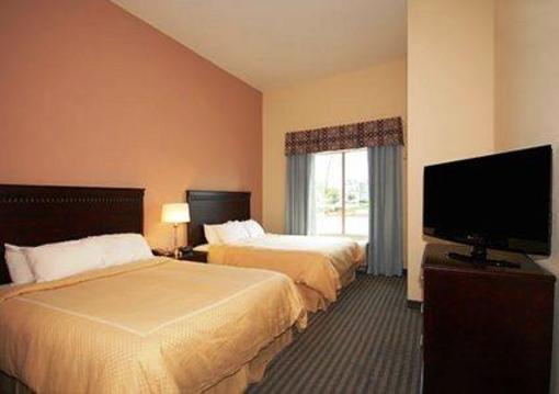 фото отеля Comfort Suites Magnolia Greens