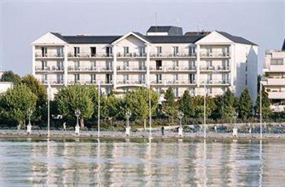 фото отеля Hotel du Lac Enghien-les-Bains