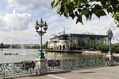 фото отеля Hotel du Lac Enghien-les-Bains