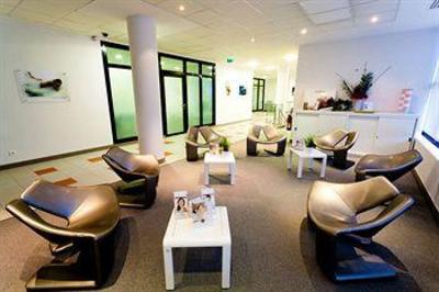 фото отеля Hotel du Lac Enghien-les-Bains