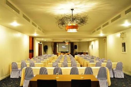 фото отеля Flipper House Hotel