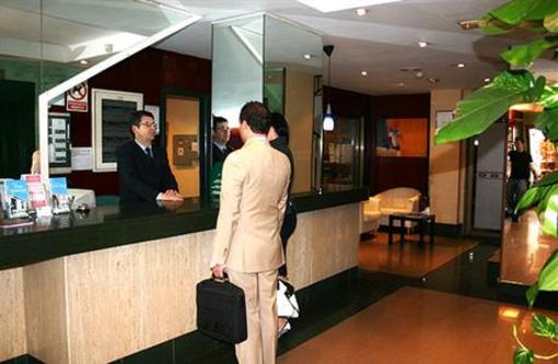 фото отеля Aparthotel Aguadulce Roquetas de Mar