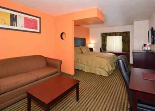 фото отеля Econo Lodge Inn & Suites Natchitoches