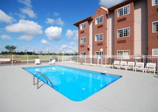 фото отеля Econo Lodge Inn & Suites Natchitoches