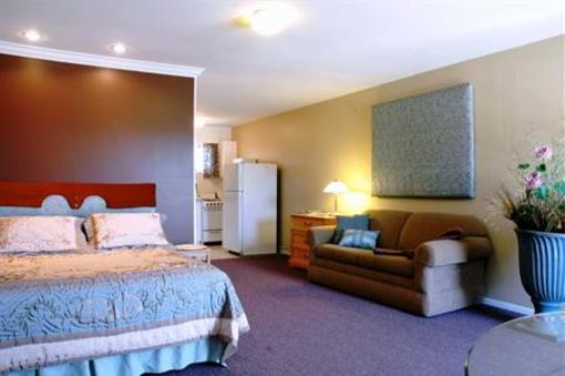 фото отеля Heron Suites At Port Of Egypt