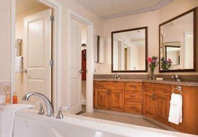 фото отеля Marriott's StreamSide Birch at Vail