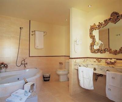 фото отеля Palacio Azcarate Hotel Ezcaray