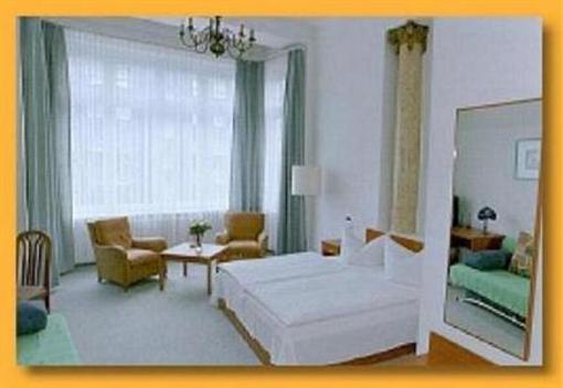 фото отеля Amaryl City Hotel