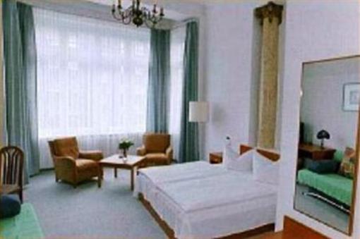 фото отеля Amaryl City Hotel