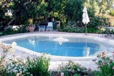 фото отеля Mooring House Guest Lodge Somerset West