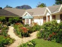 Mooring House Guest Lodge Somerset West