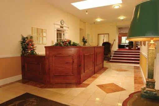 фото отеля BEST WESTERN Falstaff Hotel