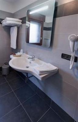 фото отеля Hotel Sauze