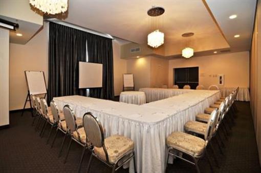 фото отеля Best Western Hotel Liverpool (Canada)