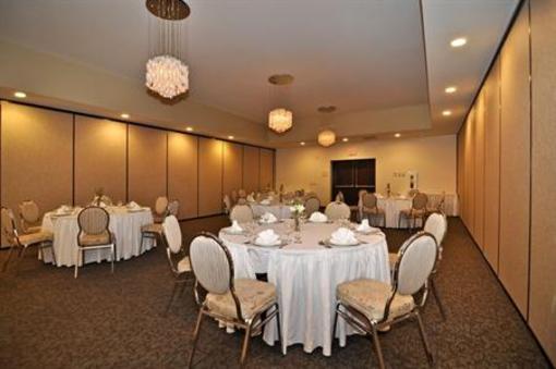 фото отеля Best Western Hotel Liverpool (Canada)